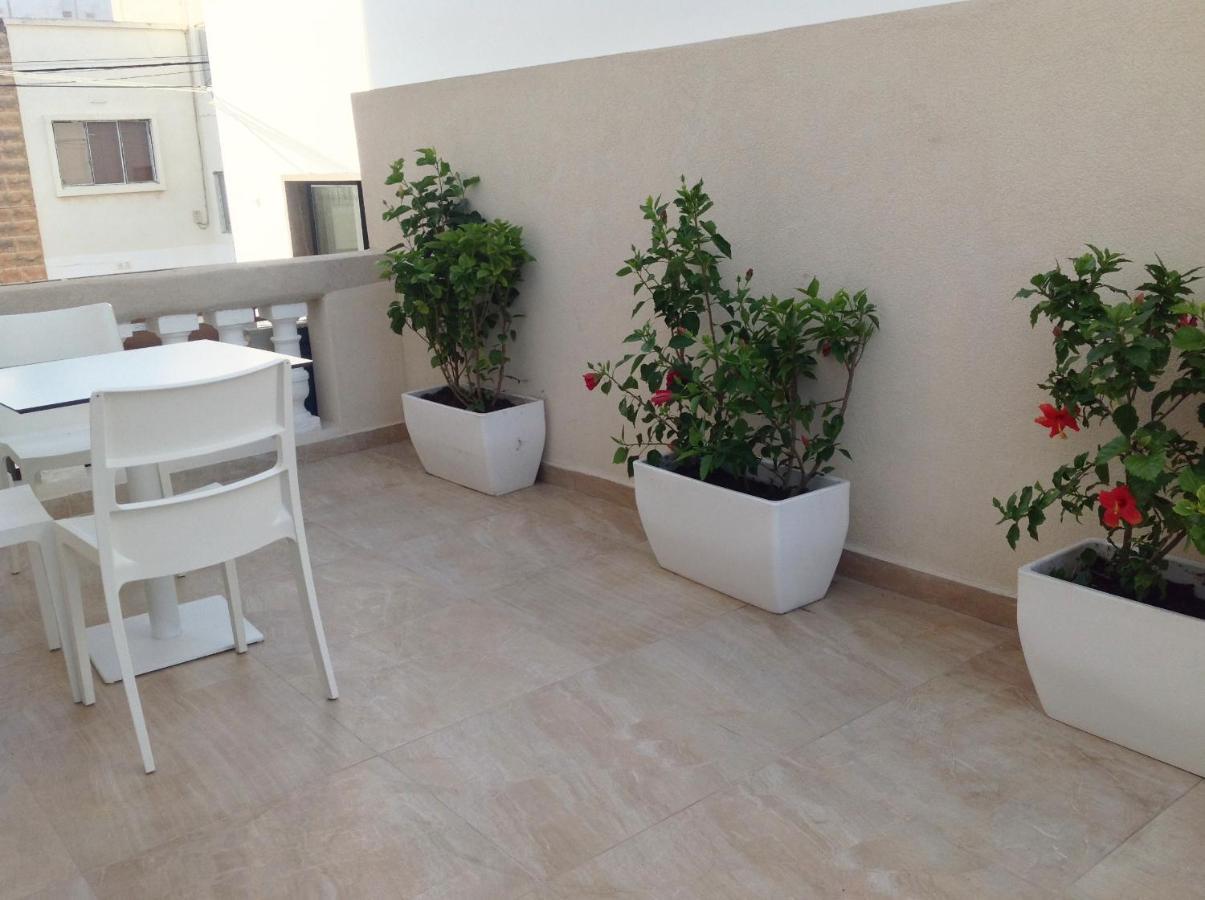 8Villa Saint Julian's Bagian luar foto